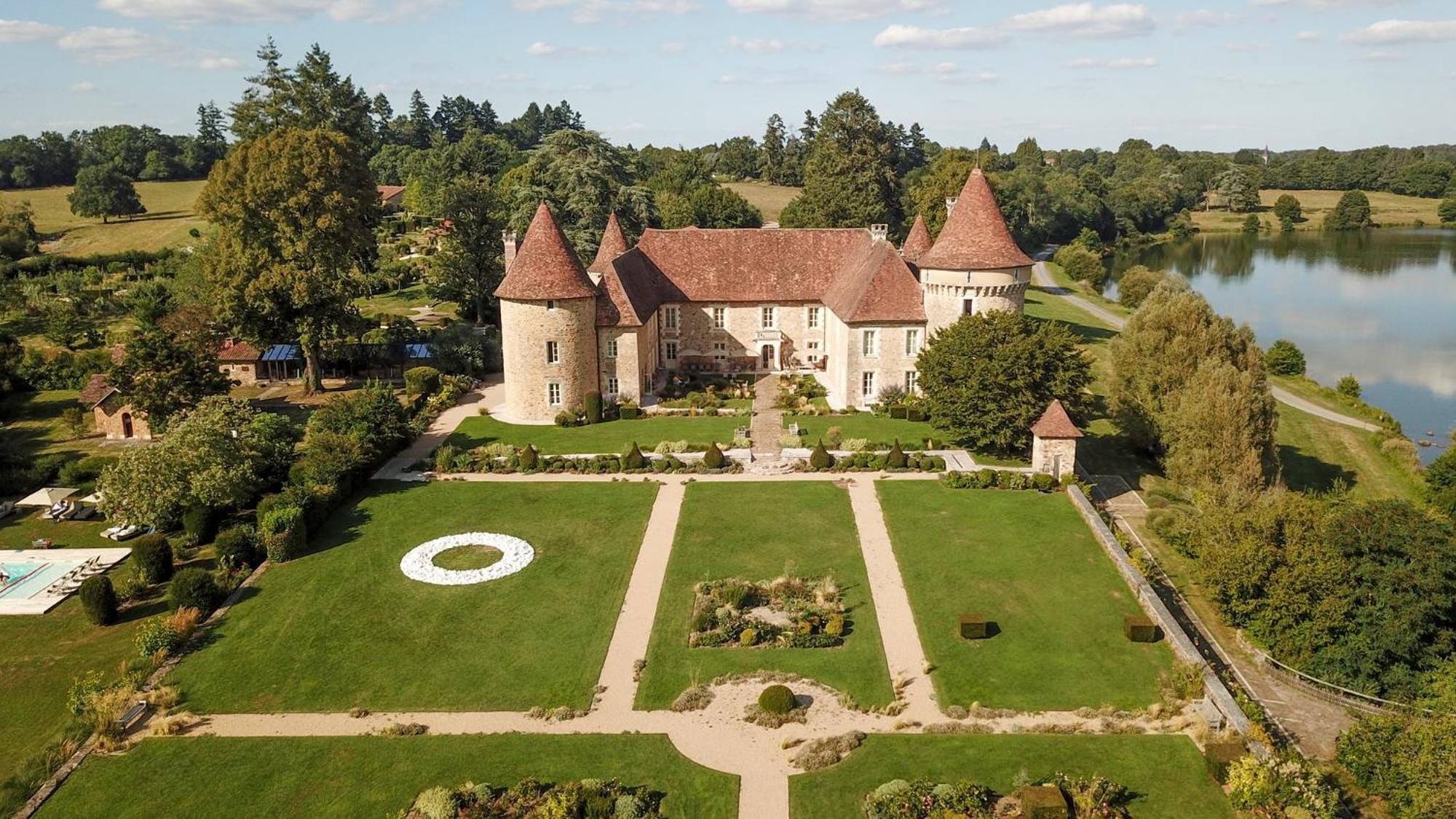 Hotel Domaine Des Etangs, Auberge Resorts Collection Massignac Exterior foto
